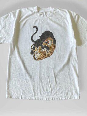 Vintage Style Black Panther Leopard Cat Graphic T-Shirt